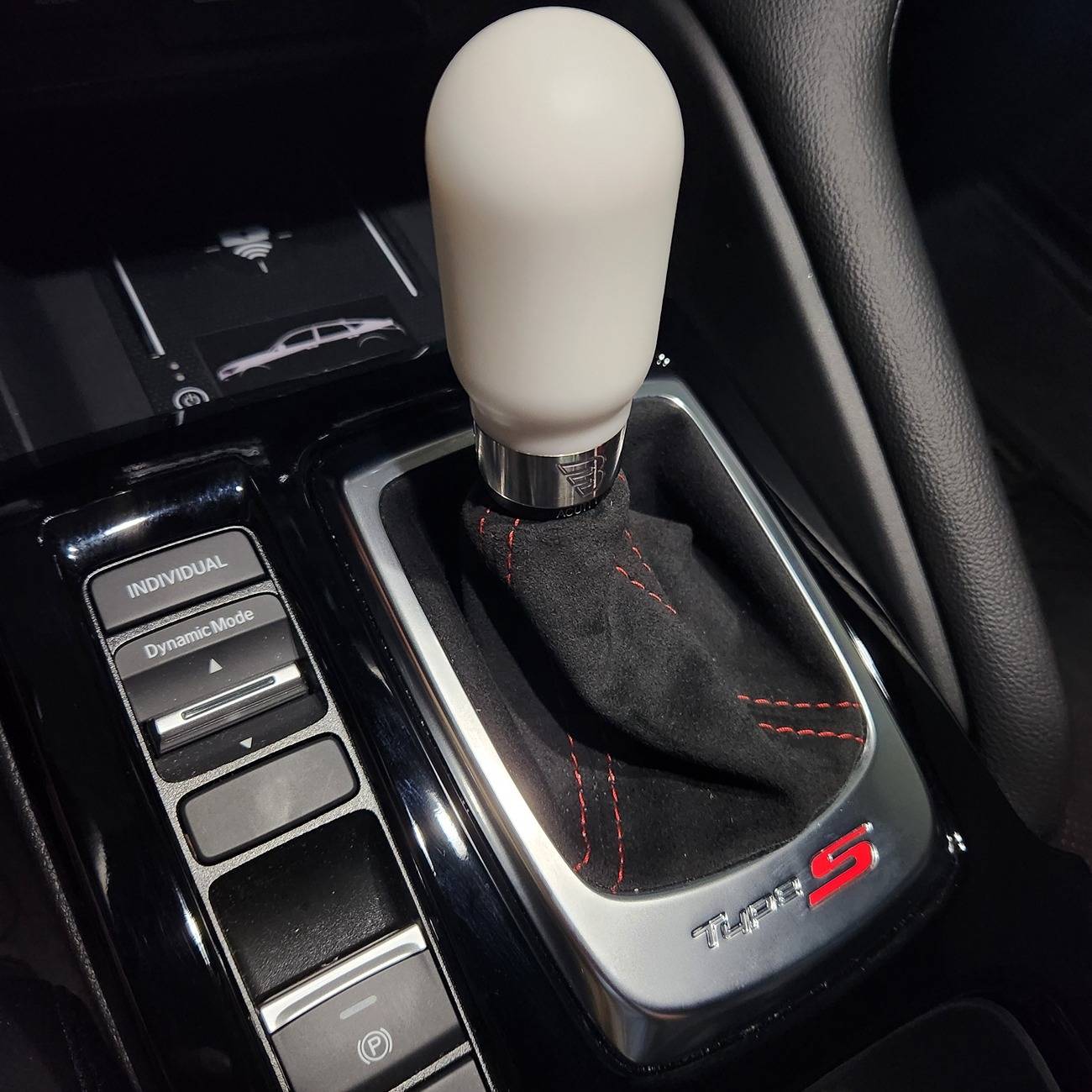 1 Shift Knob.jpg