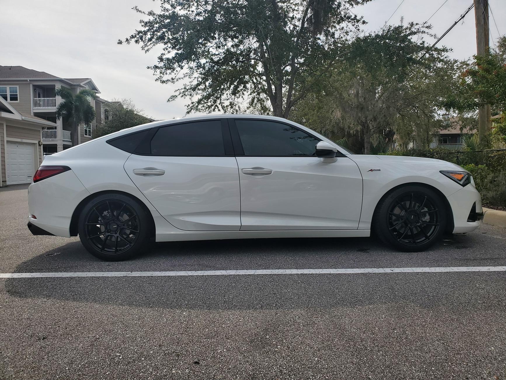 Acura Integra 2023 Acura Integra Aspec/Tech package 6-Speed $28,750OBO 20240113_113432 car 1