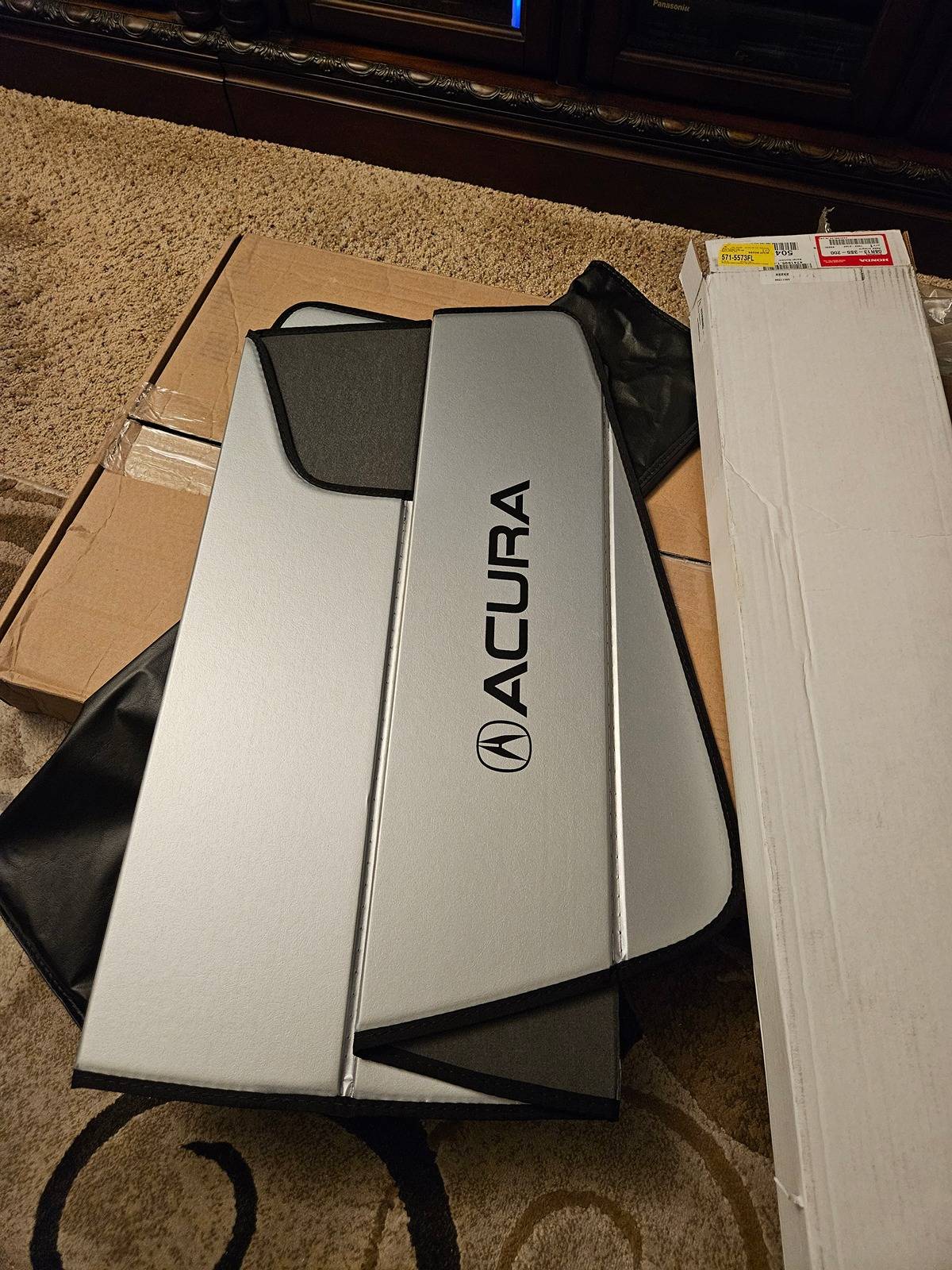 Acura Integra Accessories for sale - All season floor mats, Windshield sunshade and Wheel locks(black) 20240526_205226