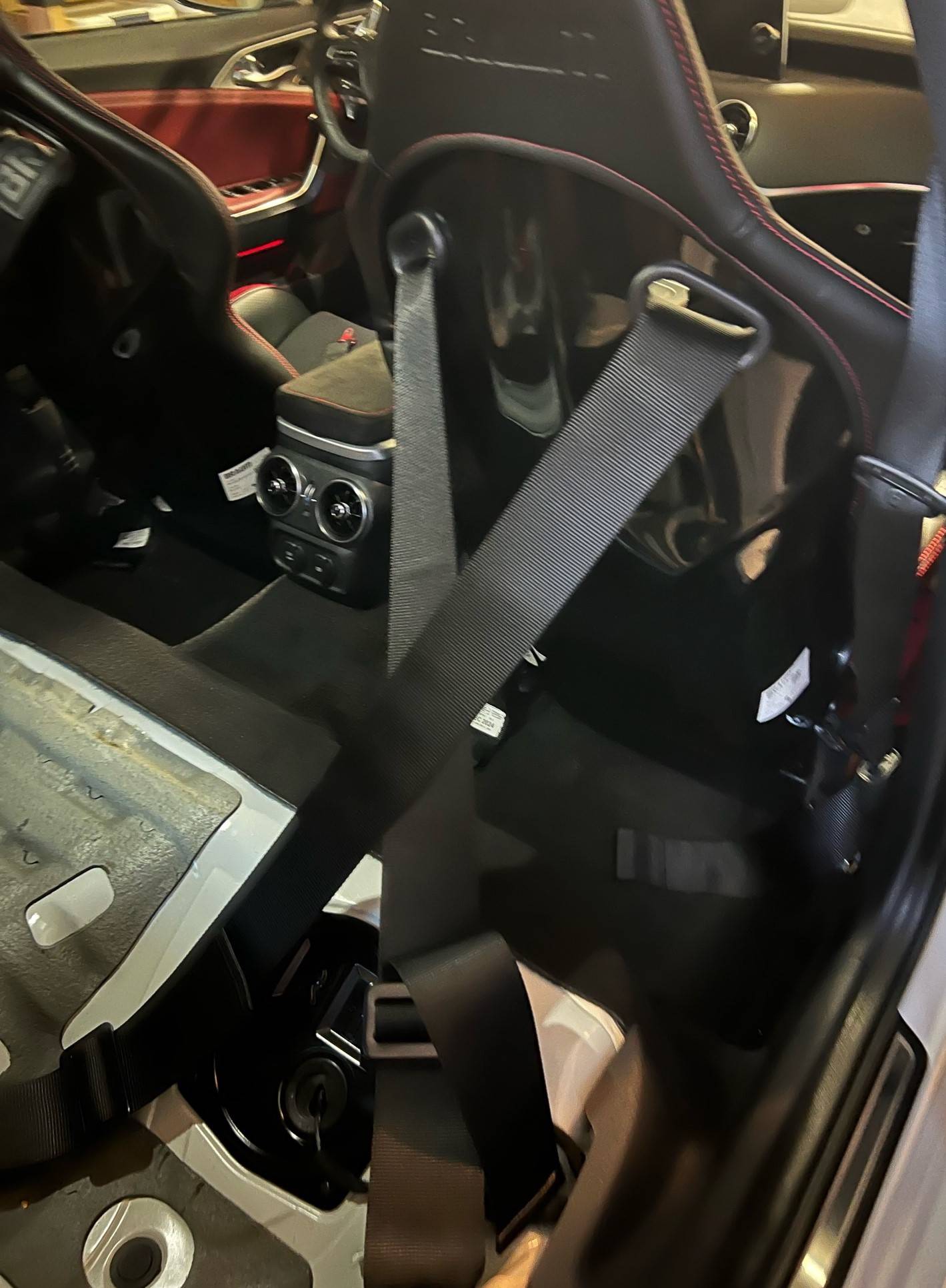 Acura Integra Seatbelt Harness:  Anyone installed a Sparco or Schroth? image4 (1)