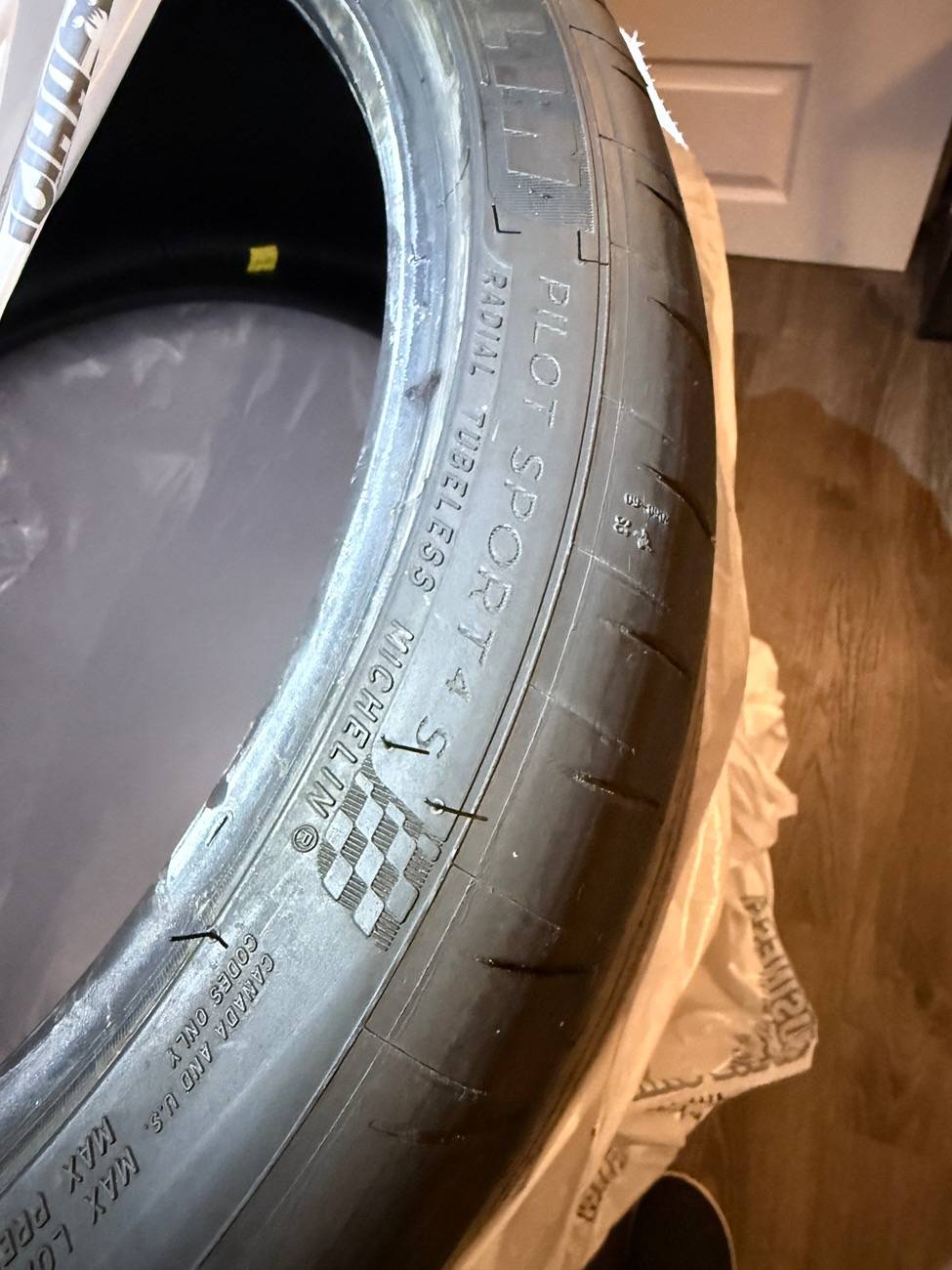 Acura Integra WTS PS4 factory tires IMG_1016