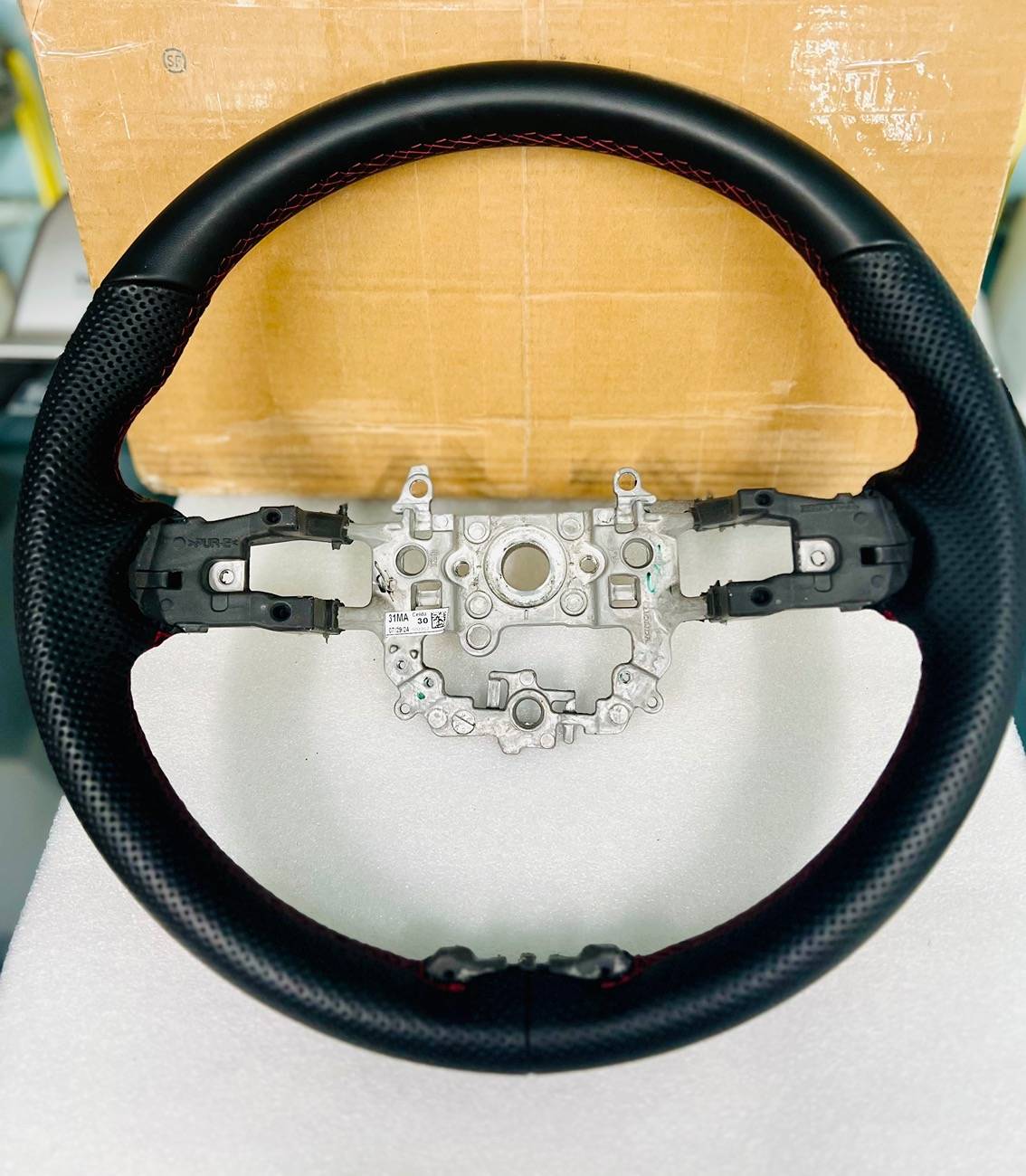 Acura Integra OEM Leather Steering Wheel for Sale IMG_3251