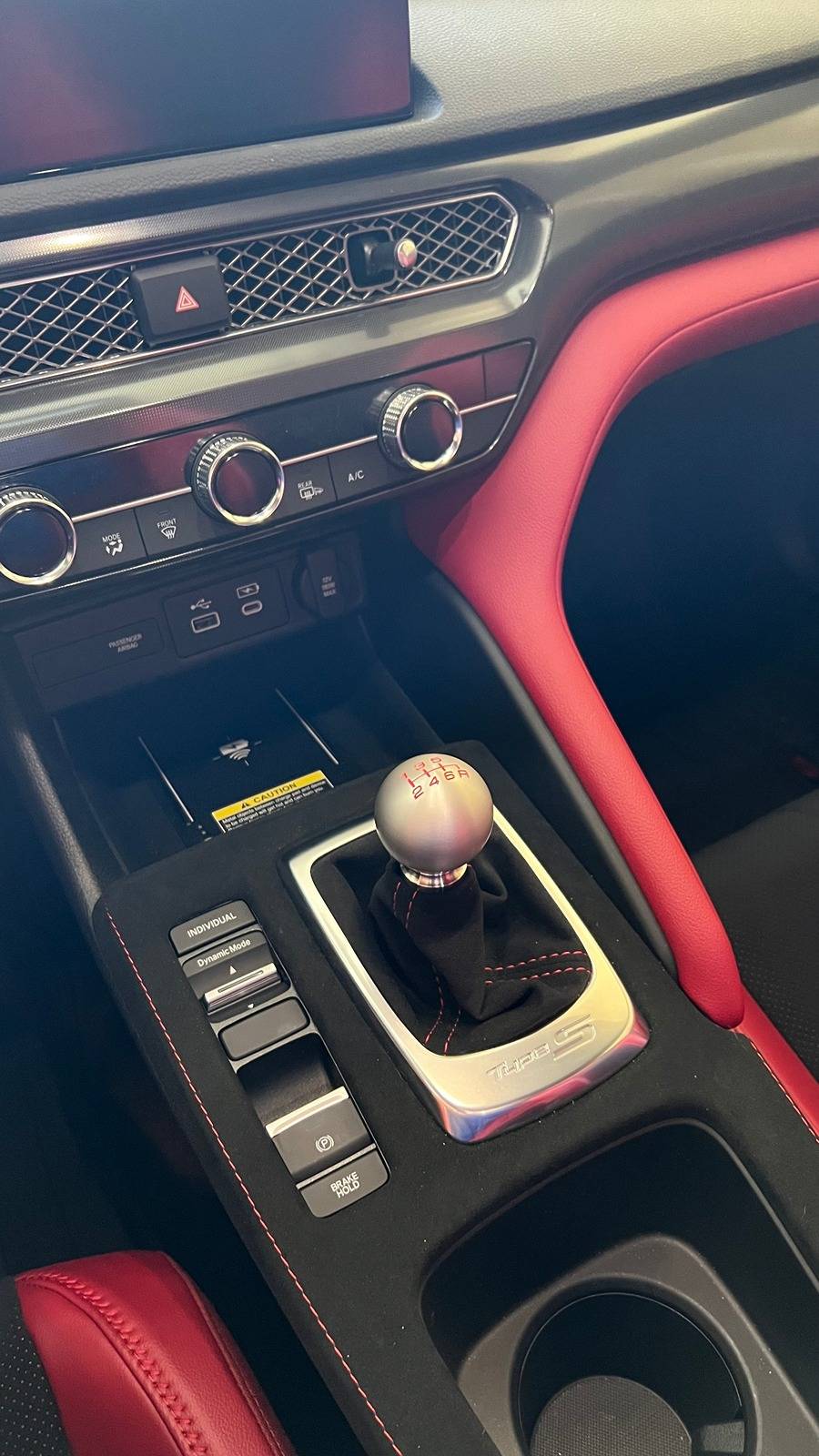 Acura Integra Shift knobs anyone? IMG_5071