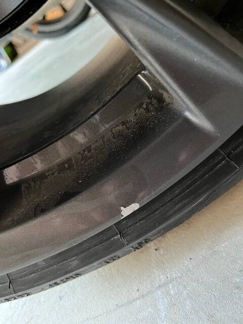 Acura Integra Wheel damage after installing snow tires IMG_5099