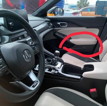 Acura Integra Acura Integra Interior Leaked!! Via: DerpHound01 on Instagram. image-from-ios-51-1643639330__01